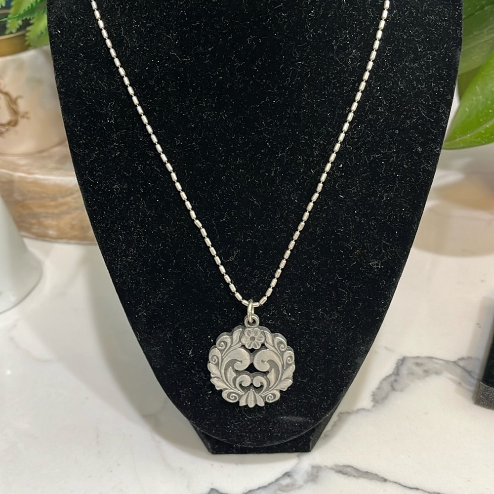 🎉Host Pick🎉 Pewter necklace from Sweden 🇸🇪